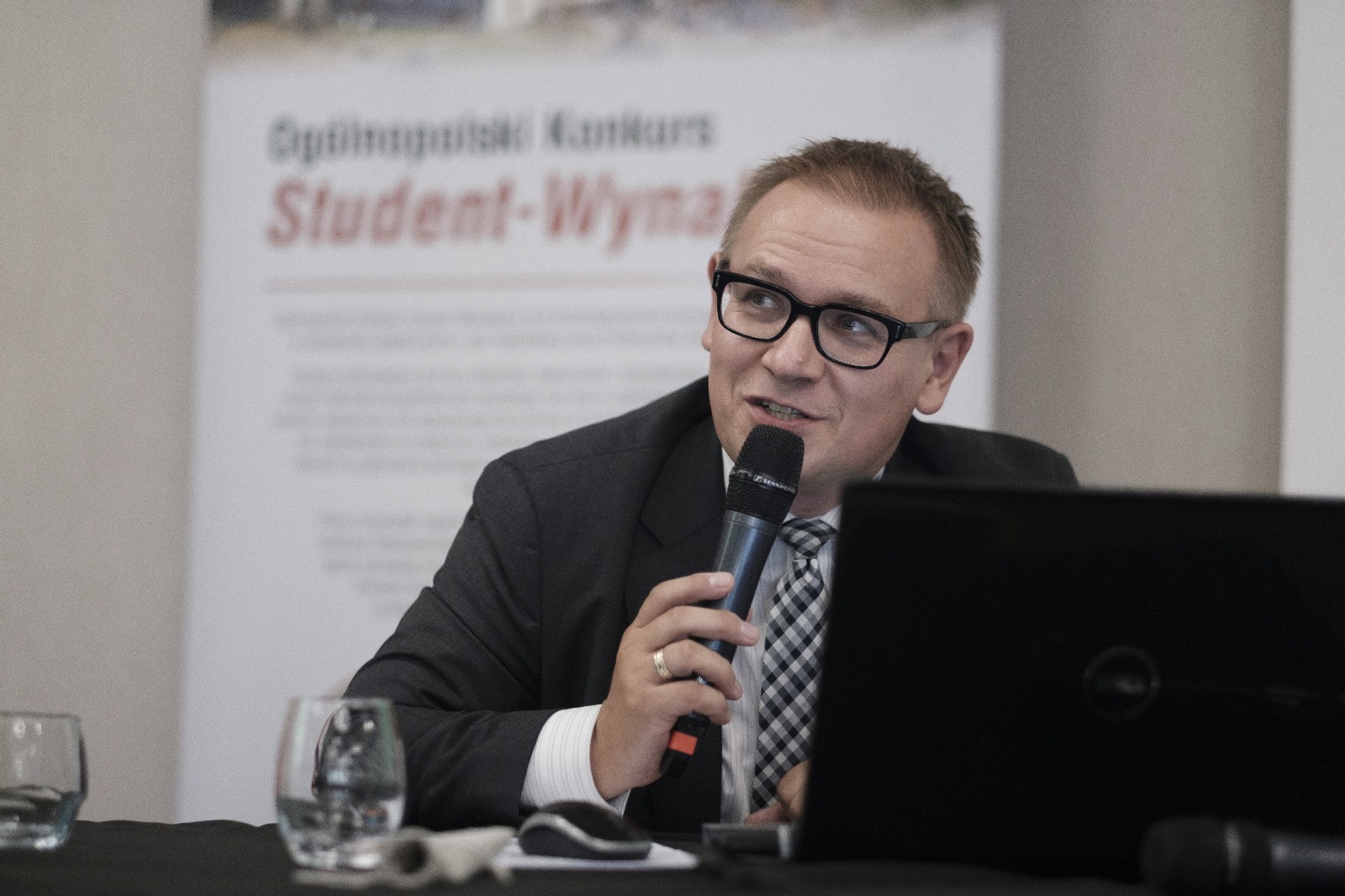 Jarosław R. Antonoiuk